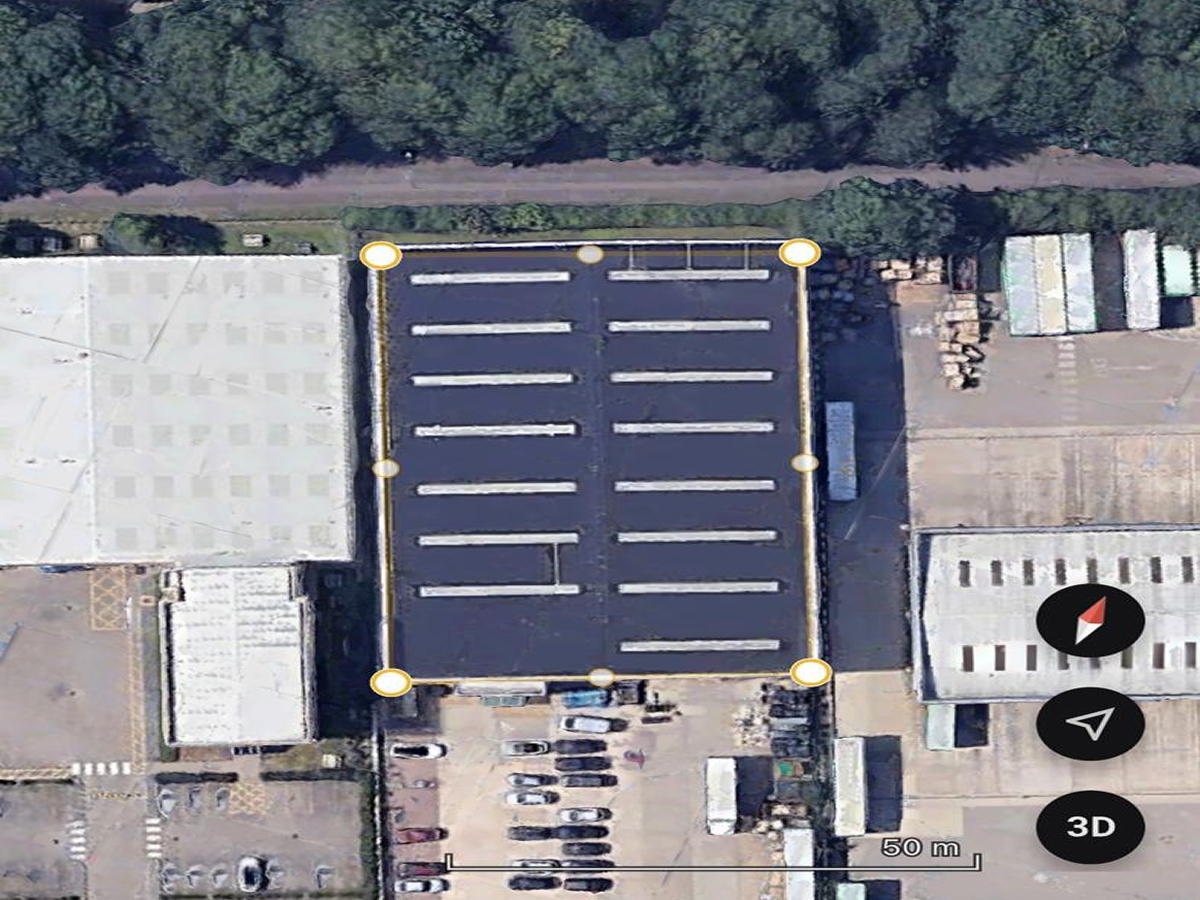 Satellite measurement tool showing a marked-out industrial roof area of 2,387.25 square metres